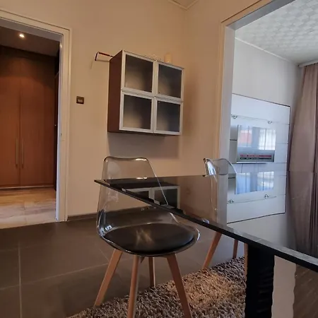 Central Apartment Apartman